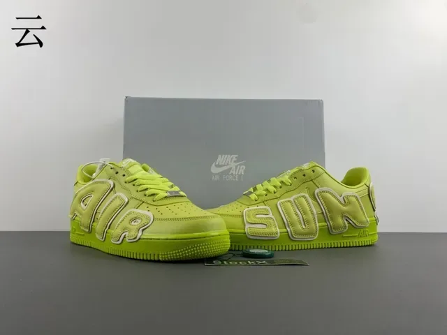 Sneakers lifestyle Nike vert blanc low-top oversized logo AIR cousu 11