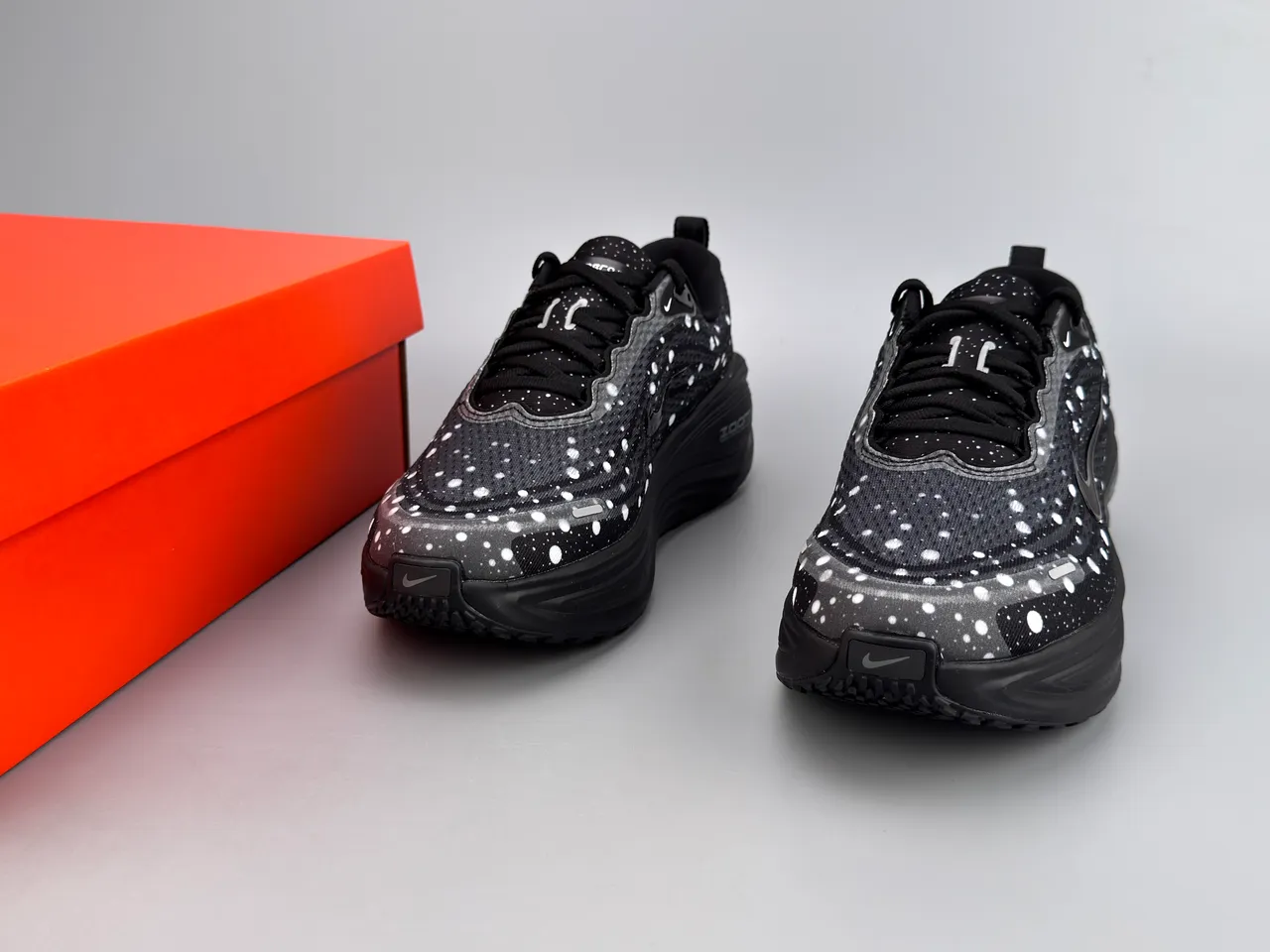 Nike Invincible Run Galaxy-Print Black Running Shoes 3