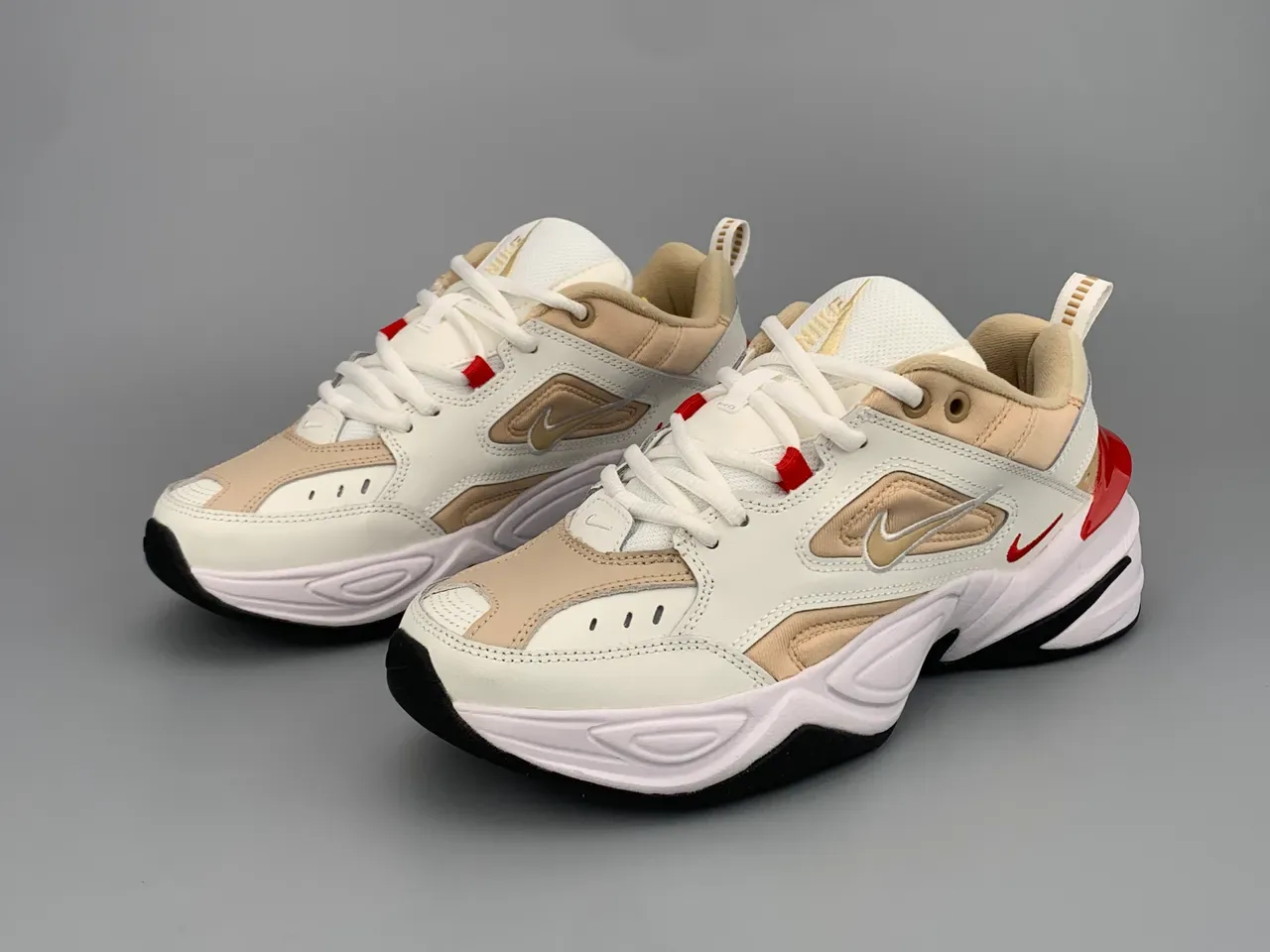 نایک M2K Tekno أوف وايت بيج ريد سنیكرز تشانكي 7