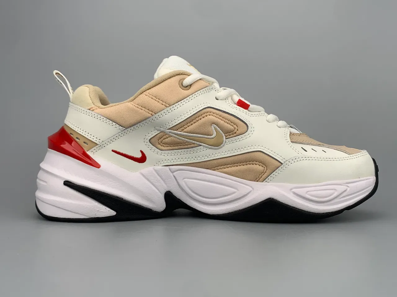 نایک M2K Tekno أوف وايت بيج ريد سنیكرز تشانكي 10