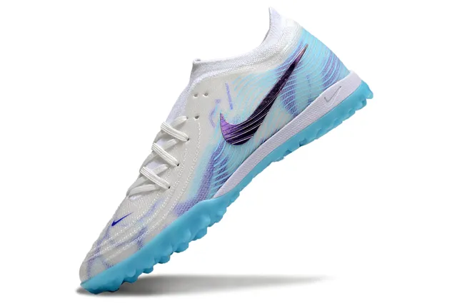 Nike Mercurial Vapor Haut tricoté blanc et bleu Swoosh violet iridescent chaussures de football turf 3