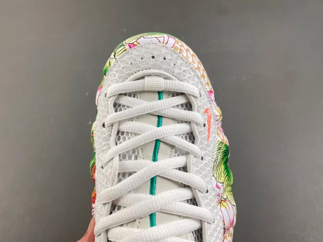Nike Multicolor White High-Top Textured Synthetic Upper Lifestyle Sneakers 15