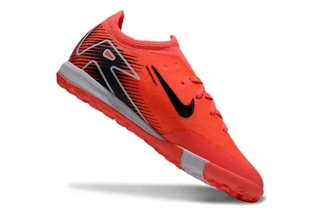 Nike Chaussures de Football Turf Orange Noir Upper Tricot Semelle Moldée 2
