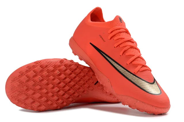 Nike Orange Gold Knit Upper Low-Cut Collar Turf Soccer Shoes 2