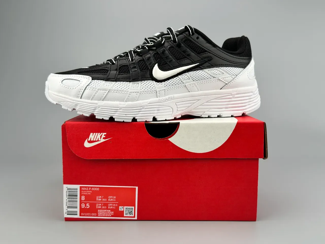 Nike P-6000 Black and White Lifestyle Sneakers 2