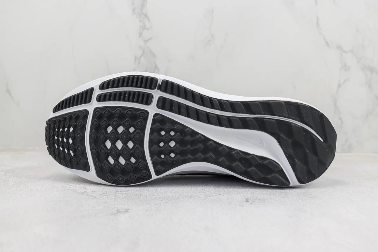 Nike Pegasus 40 Black White Running Shoes 8