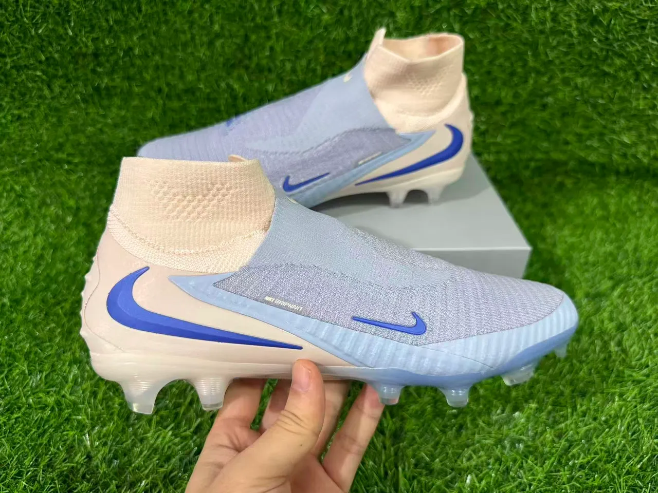Nike Phantom GT Beige Blue Sock-Fit Collar Flyknit Upper Firm-Ground Soccer Shoes 2