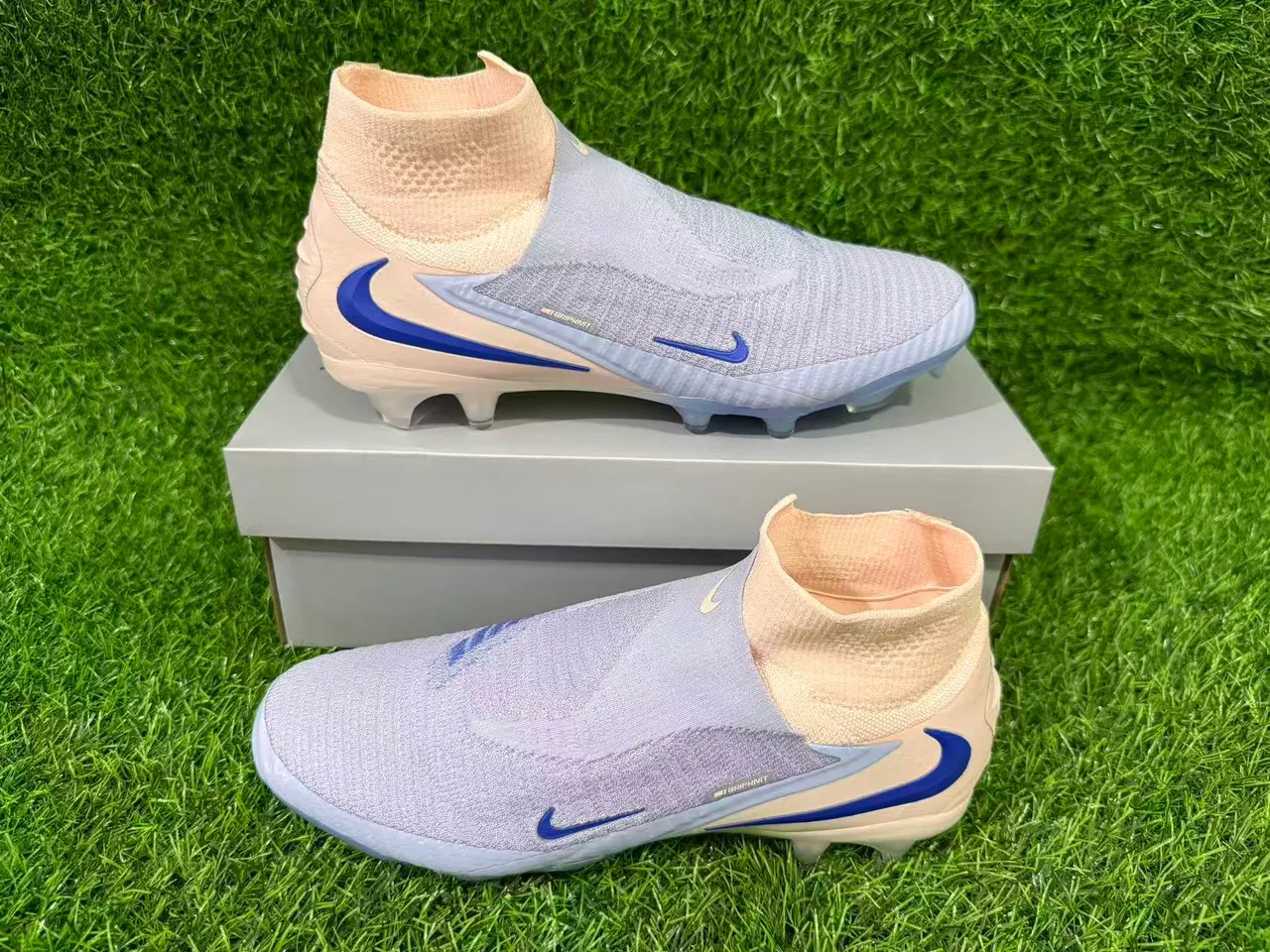 Nike Phantom GT Beige Blue Sock-Fit Collar Flyknit Upper Firm-Ground Soccer Shoes 9
