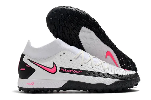 Nike Phantom GT Preto Dourado Colar Ajuste de Meia Faixa Metálica Gramado Sapatos de Futebol 3