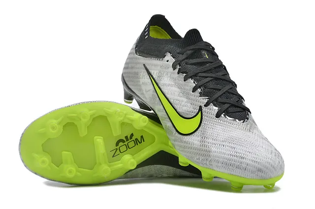 Nike Phantom GT Firm-Ground Soccer Shoes 2