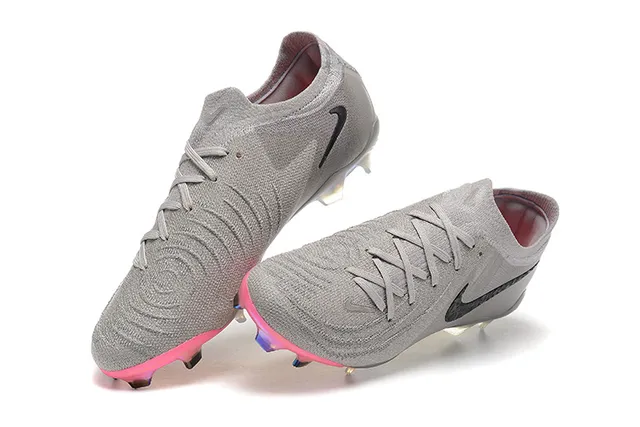 Nike Phantom GT ग्रे पिंक Sock-Fit Knit Upper Asymmetric Lacing Firm-Ground सोकर शूज 3