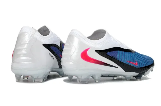 Nike Phantom GT sapatos de fútbol blanco y azul con upper de knit de corte bajo para terreno firme 14