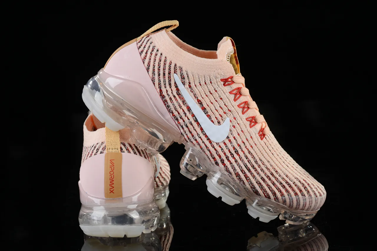 Nike Pink Beige Flyknit Upper Full-Length Visible Air Sole Lifestyle Sneakers 4