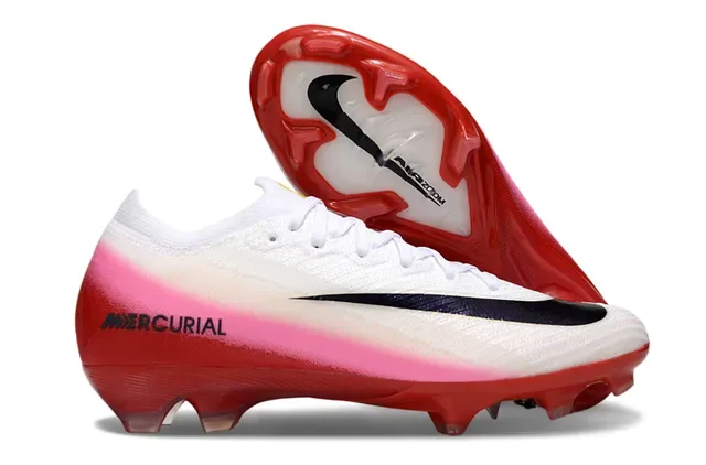 Nike Chaussures de football à empeigne en maille noir et rose, semelle iridescente holographique, pour terrain ferme 14