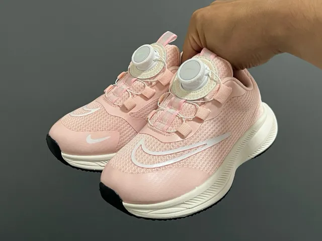 Nike Pink White Dial-Lacing System Engineered Mesh Upper Running Shoes 3