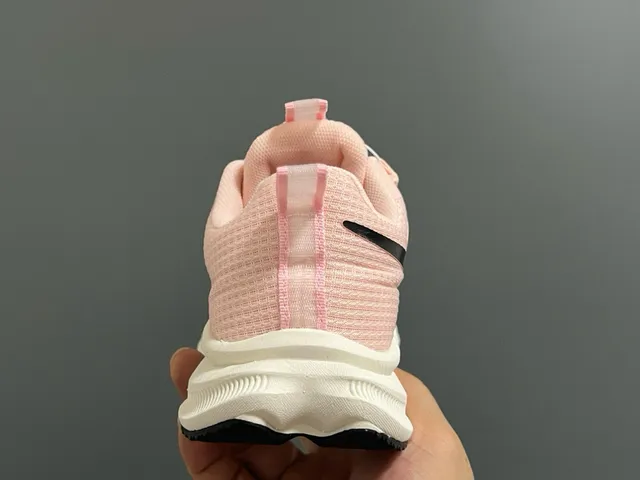 Nike Pink White Dial-Lacing System Engineered Mesh Upper Running Shoes 10