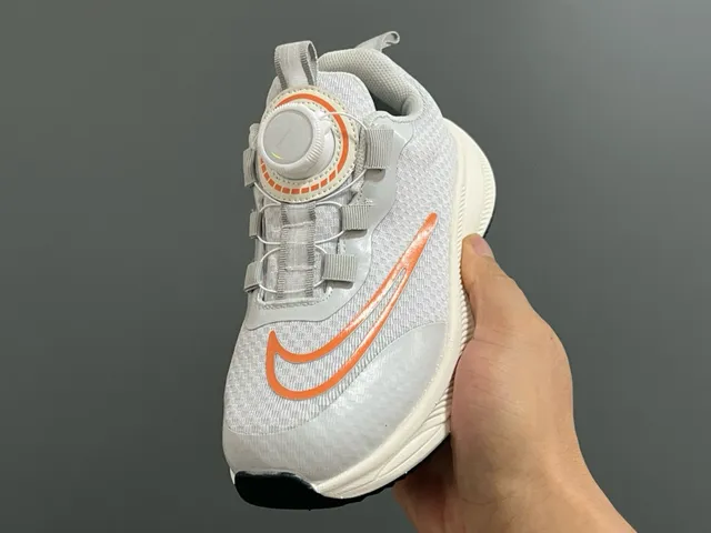 Nike Pink White Dial-Lacing System Engineered Mesh Upper Running Shoes 21