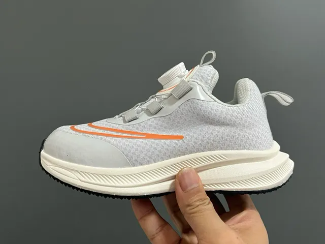 Nike Pink White Dial-Lacing System Engineered Mesh Upper Running Shoes 24
