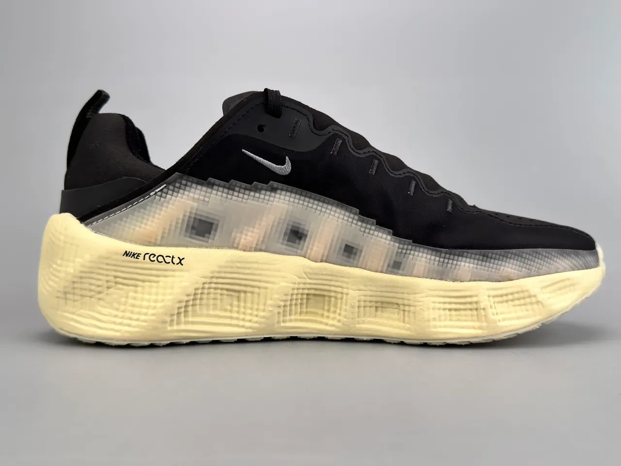 Nike Pixel Cage Low-Top Lifestyle Sneaker 10
