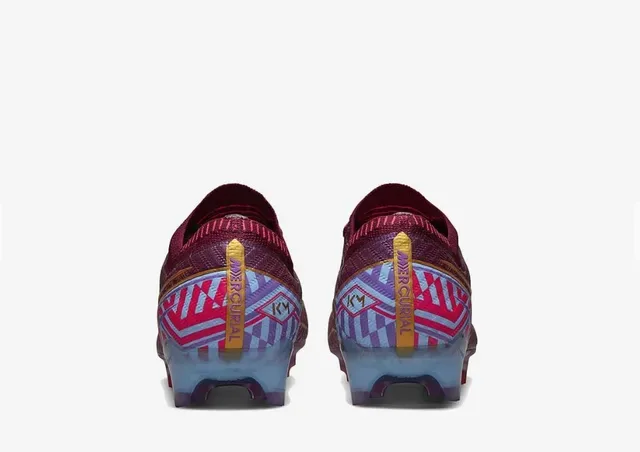 Nike Violet Or Knit Upper Swoosh Firm-Ground Chaussures de Football 2