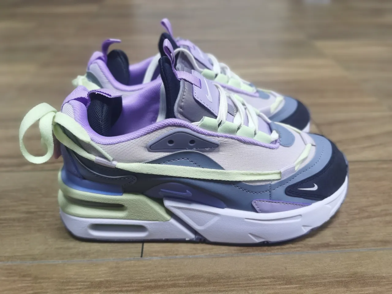 Nike Purple Green Layered Synthetic Overlays Visible Air Unit Window Lifestyle Sneakers 2