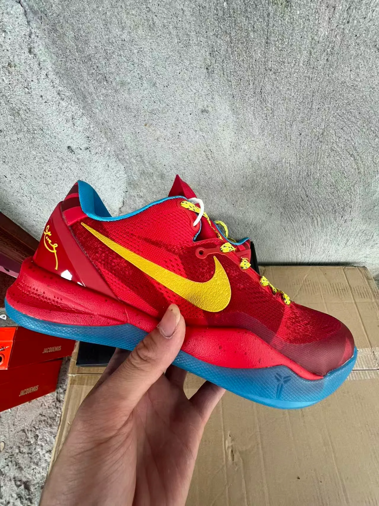 Nike Red Blue Low-Cut Knit Upper Layered Synthetic Overlays Basketball Shoes 3