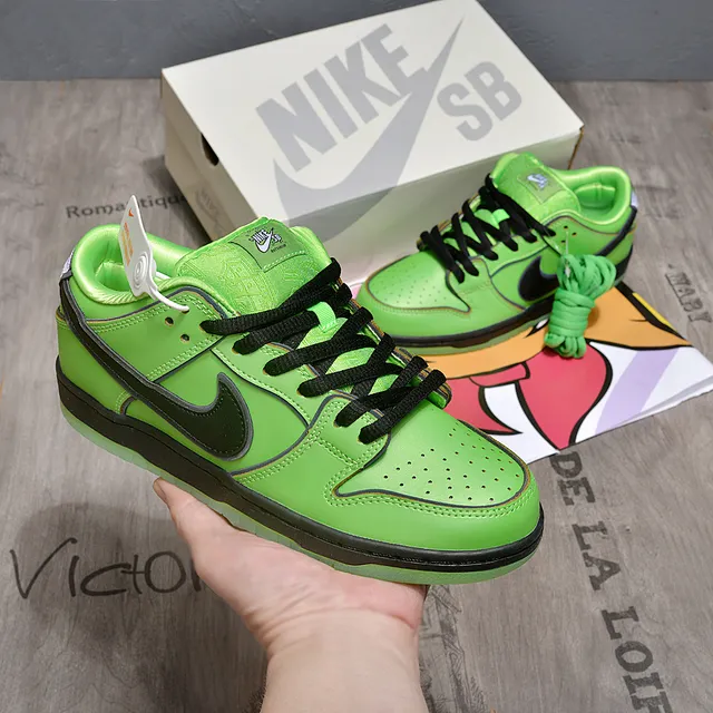 Nike SB Dunk Low Vert Noir Pointe Perforée Chaussures de Skateboard 2