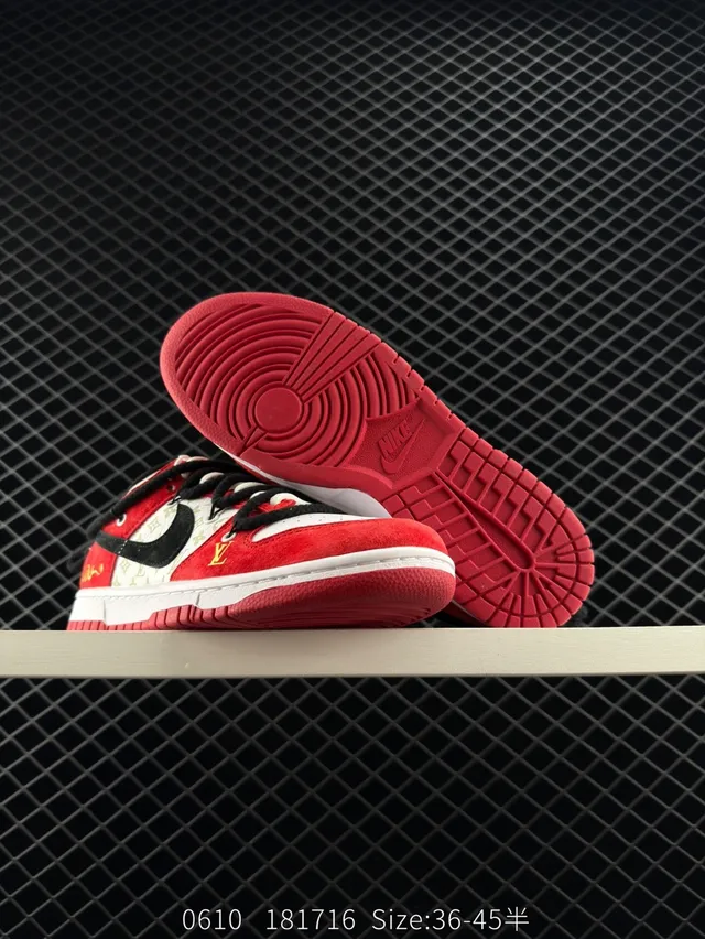 Nike SB Dunk Low Red White Black Gold Monogram Chaussures de skateboard 2