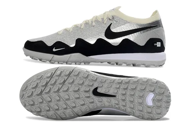 Nike Silver Beige Metallic Upper Laces And Collar Sneakers 6