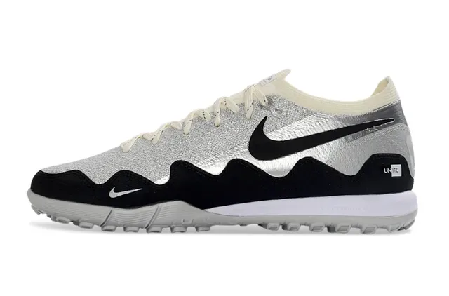 Nike Silver Beige Metallic Upper Laces And Collar Sneakers 7
