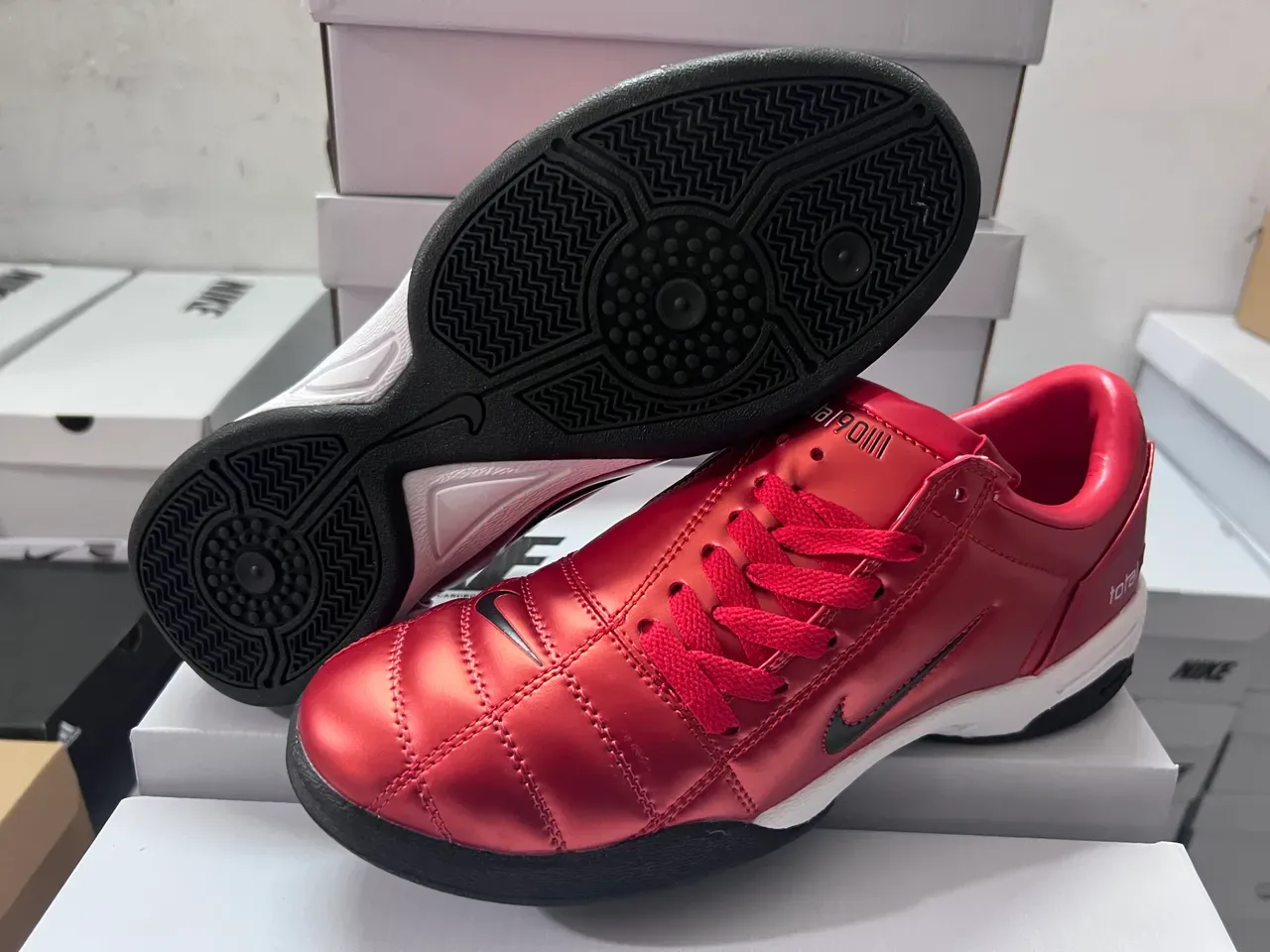 Nike Total 90 III Chaussures de football intérieur rouge métallique 7