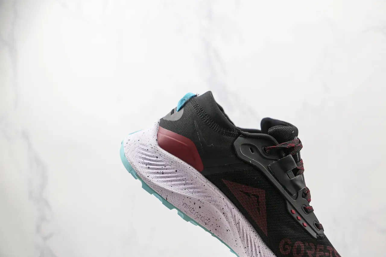 Nike Trail Black Red GORE-TEX Chaussures de running imperméables 5