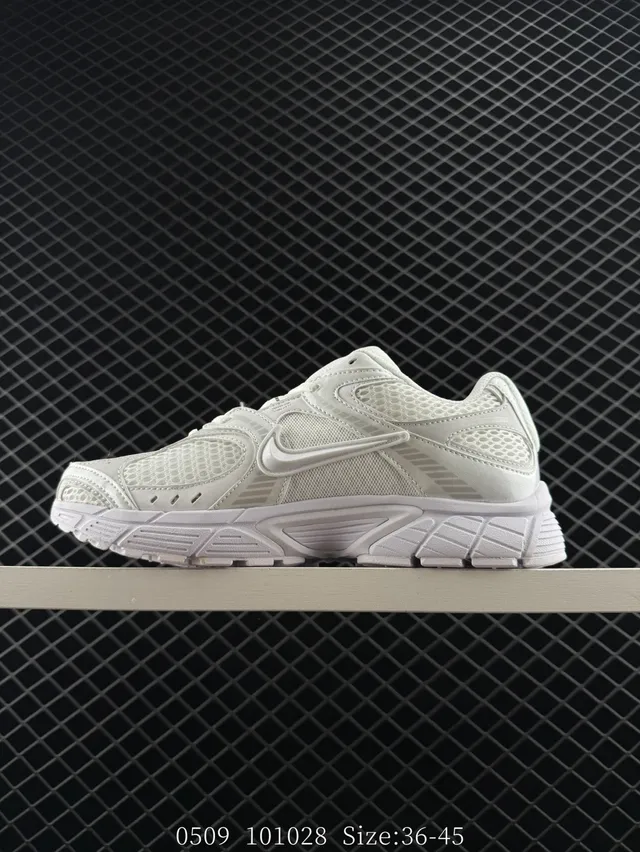 Nike V5 RNR White Retro Running Silhouette Multi-Layered Midsole Chunky Sneakers 5