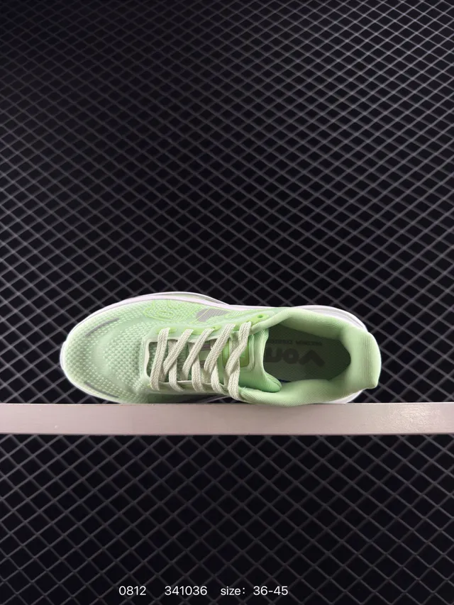 Nike Vomero Premium Zapatillas de running low top color verde lima 3