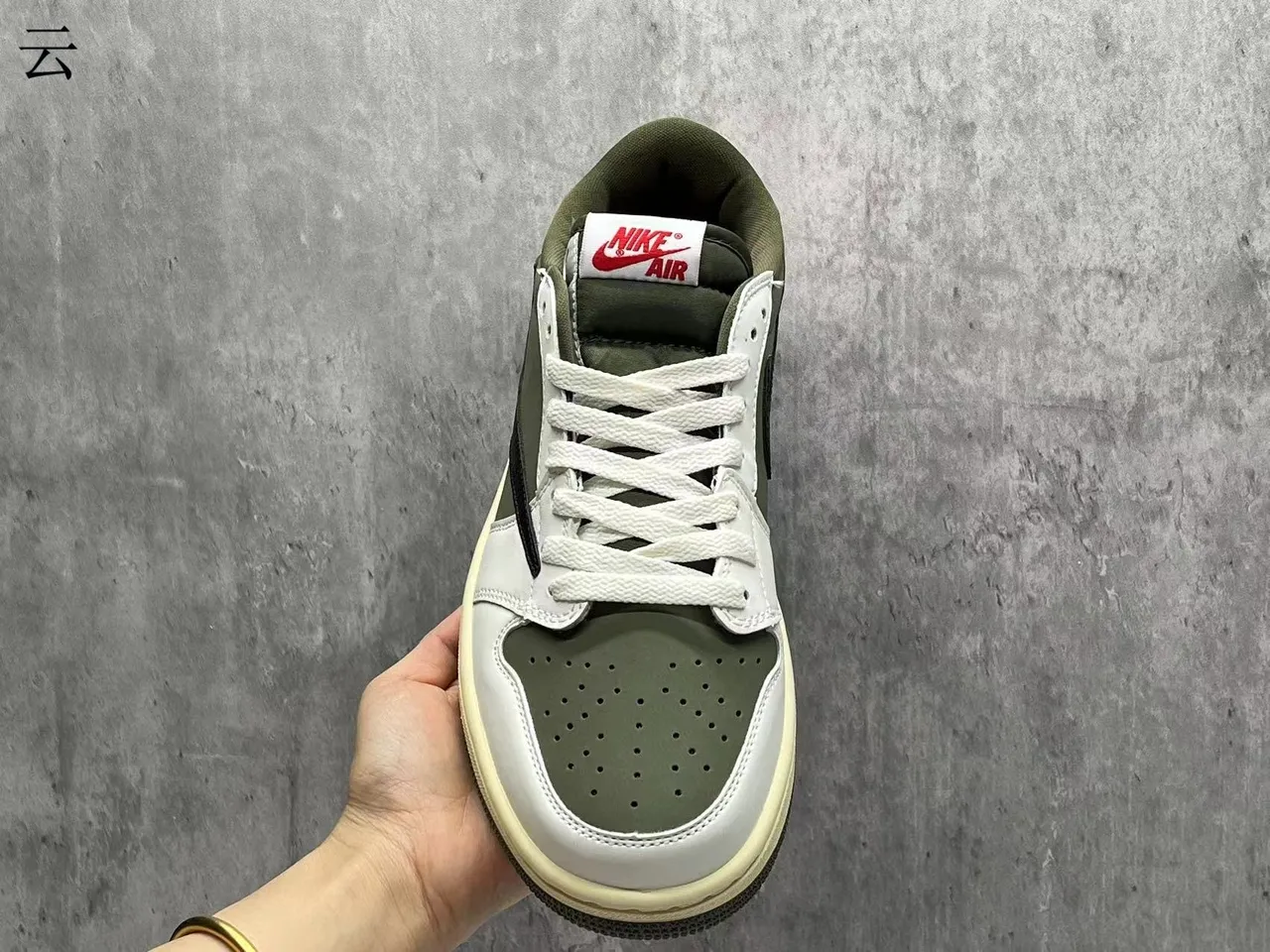 Nike White Army Green Low-Top Perforated Toe Lifestyle Sneakers 3
