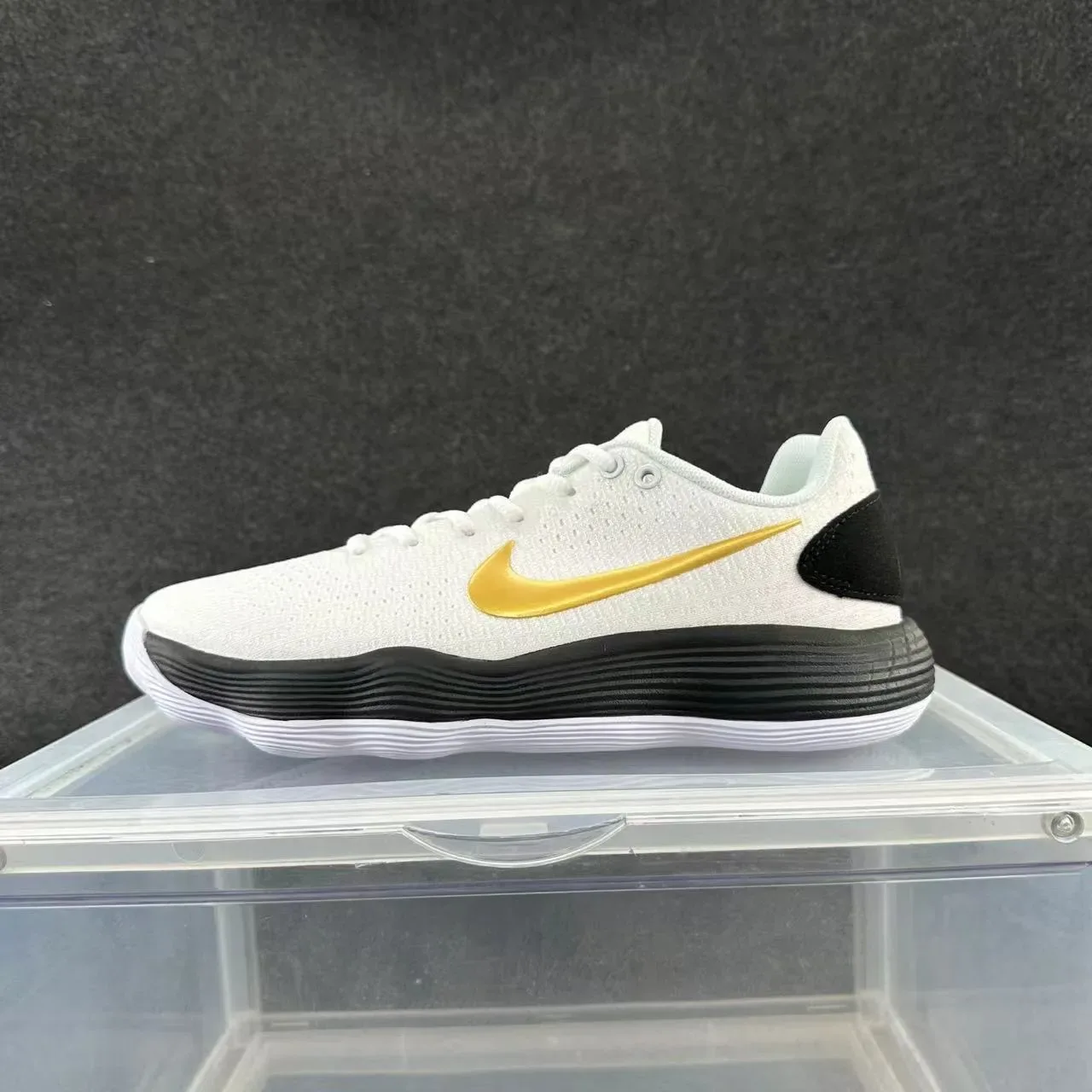 Nike White Black Gold Knit Low-Top Lifestyle Sneakers 2