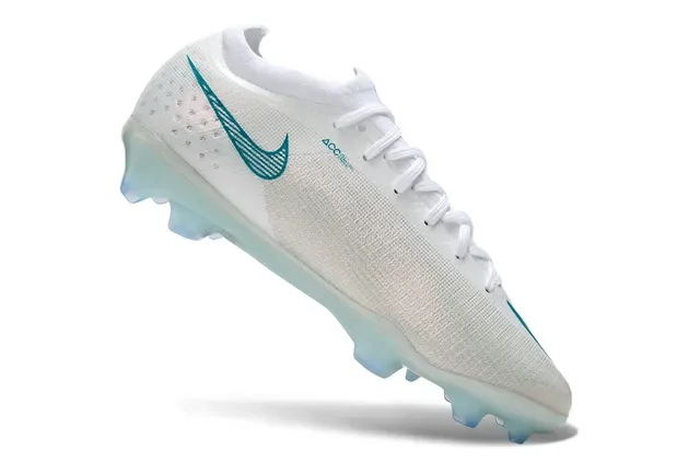 Nike Chaussures de Football Blanc et Bleu Low-Cut Knit Upper Semelle de Plaque Translucida Firm-Ground 2