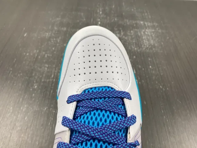 Nike Blanc Bleu Mi-Coupure Silhouette Upper Synthétique Multicouche Chaussures de Basketball 11