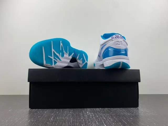 Nike Blanc Bleu Mi-Coupure Silhouette Upper Synthétique Multicouche Chaussures de Basketball 16
