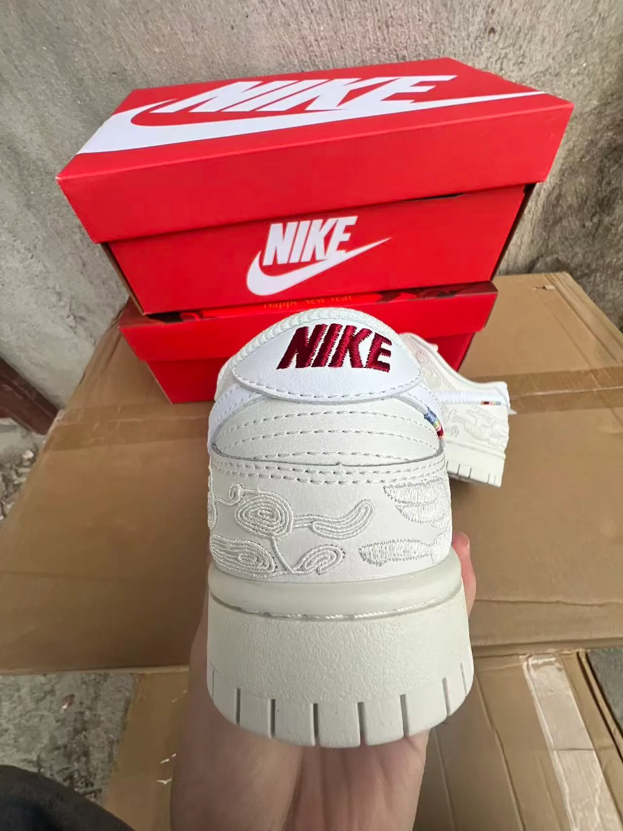 Nike White Burgundy Low-Top Embossed Decorative Motifs Lifestyle Sneakers 8