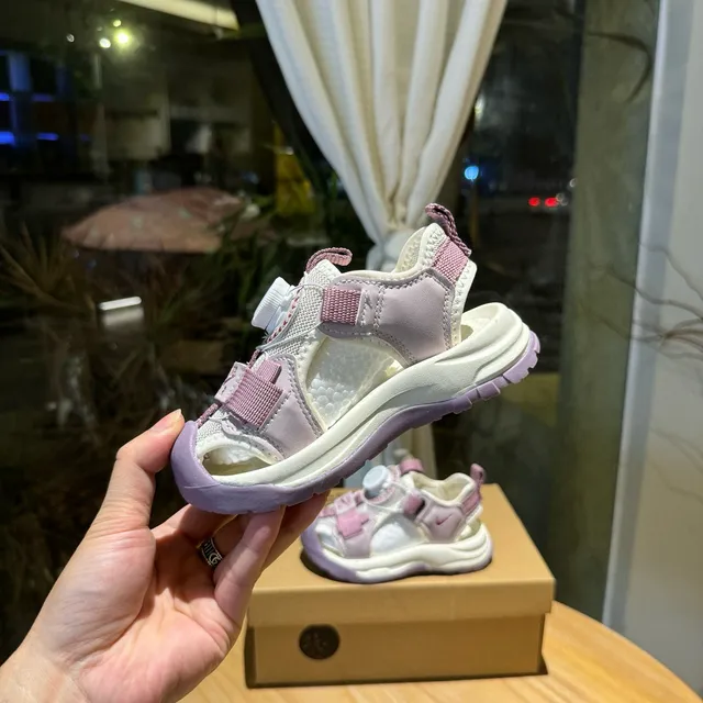 Nike White Gray Multi-Strap Adjustable Mesh Ventilation Casual Sandals 17