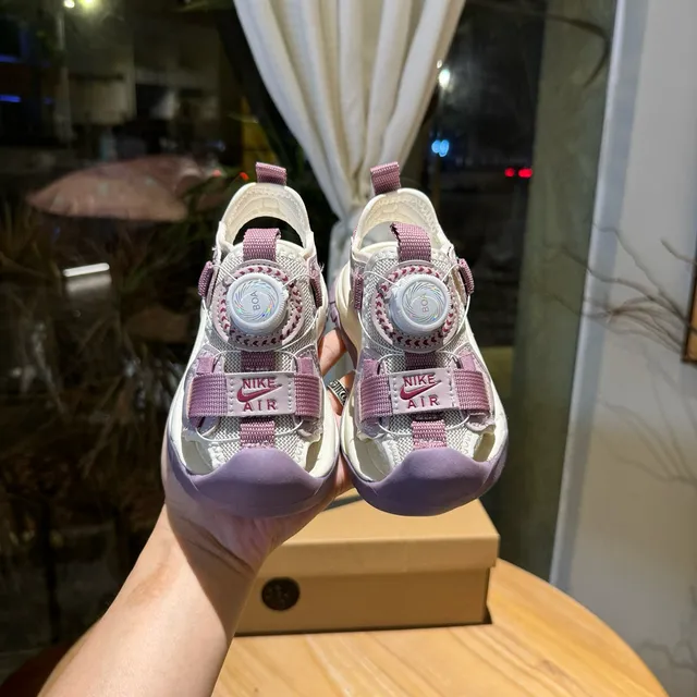 Nike White Gray Multi-Strap Adjustable Mesh Ventilation Casual Sandals 20