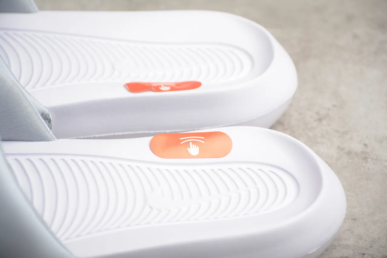 Nike White Gray Single-Strap Slide Molded Footbed Slippers 5