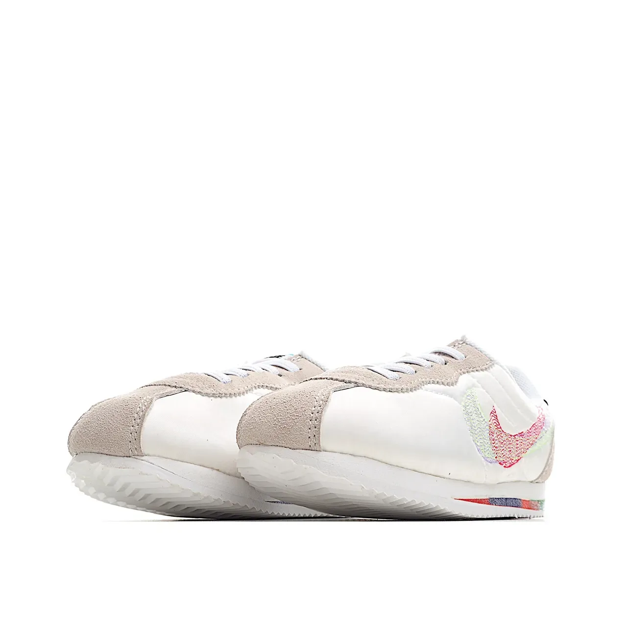 Nike White Green Laceless Strap Closure Rounded Toe Lifestyle Sneakers 17