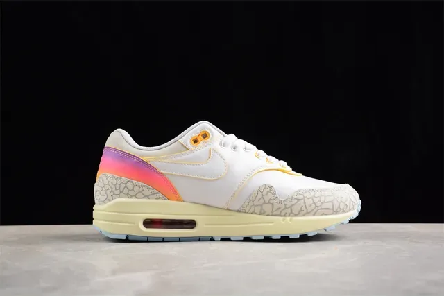 Nike Branco Multicolor Low-Top Camadas Couro E Malha Superior Estilo De Vida Tênis 11