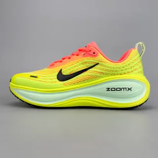 Nike Amarillo Rosa Upper de Knit Engineered Sculpted ZoomX Midsole Zapatillas de correr