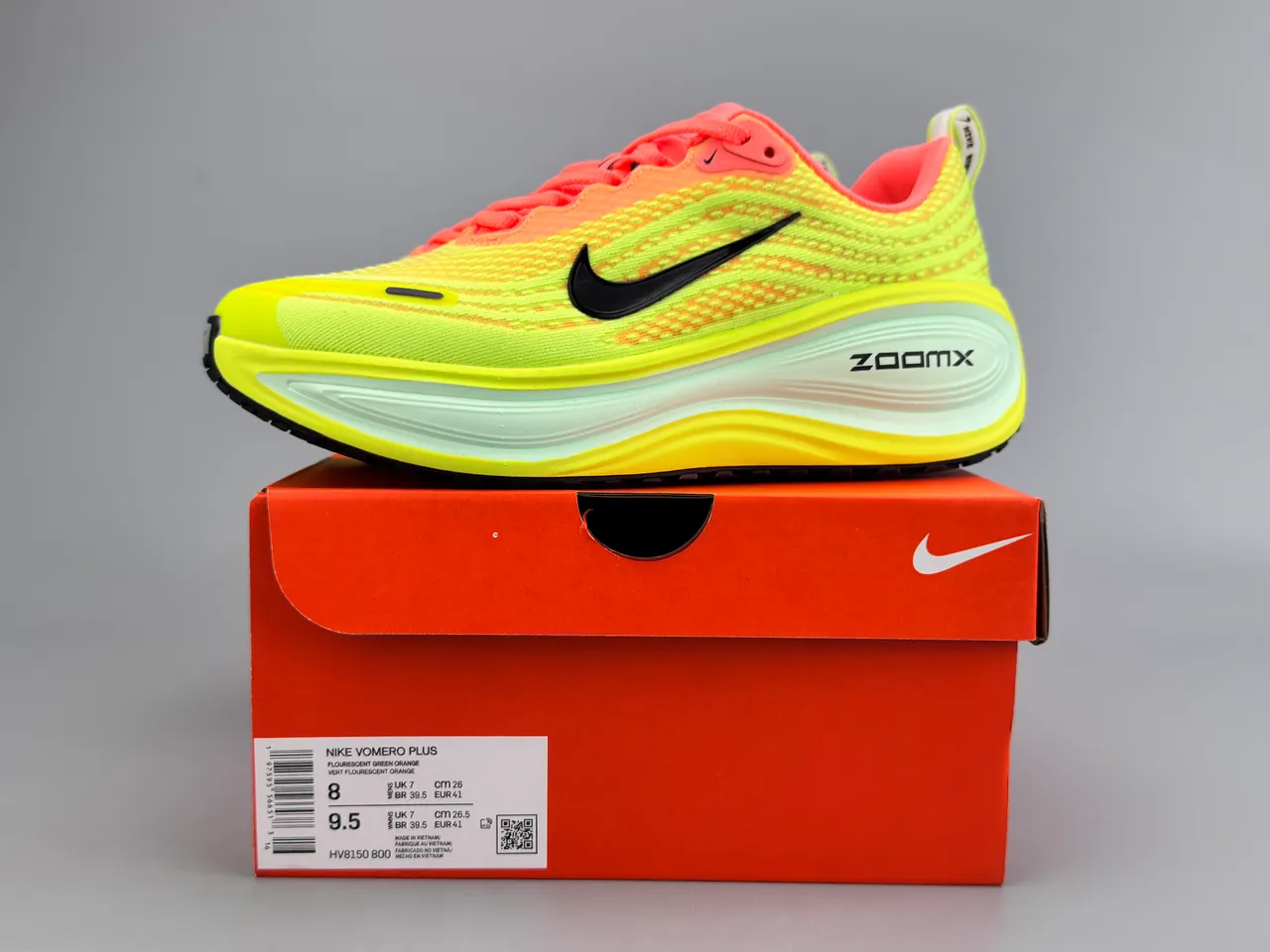 Nike Amarillo Rosa Upper de Knit Engineered Sculpted ZoomX Midsole Zapatillas de correr 2