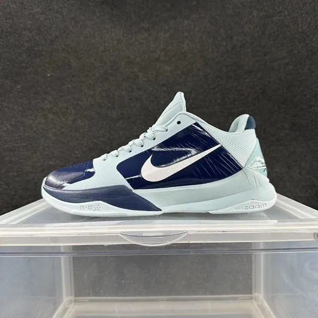 Nike Zoom Kobe IV Jade zapatos de baloncesto 2