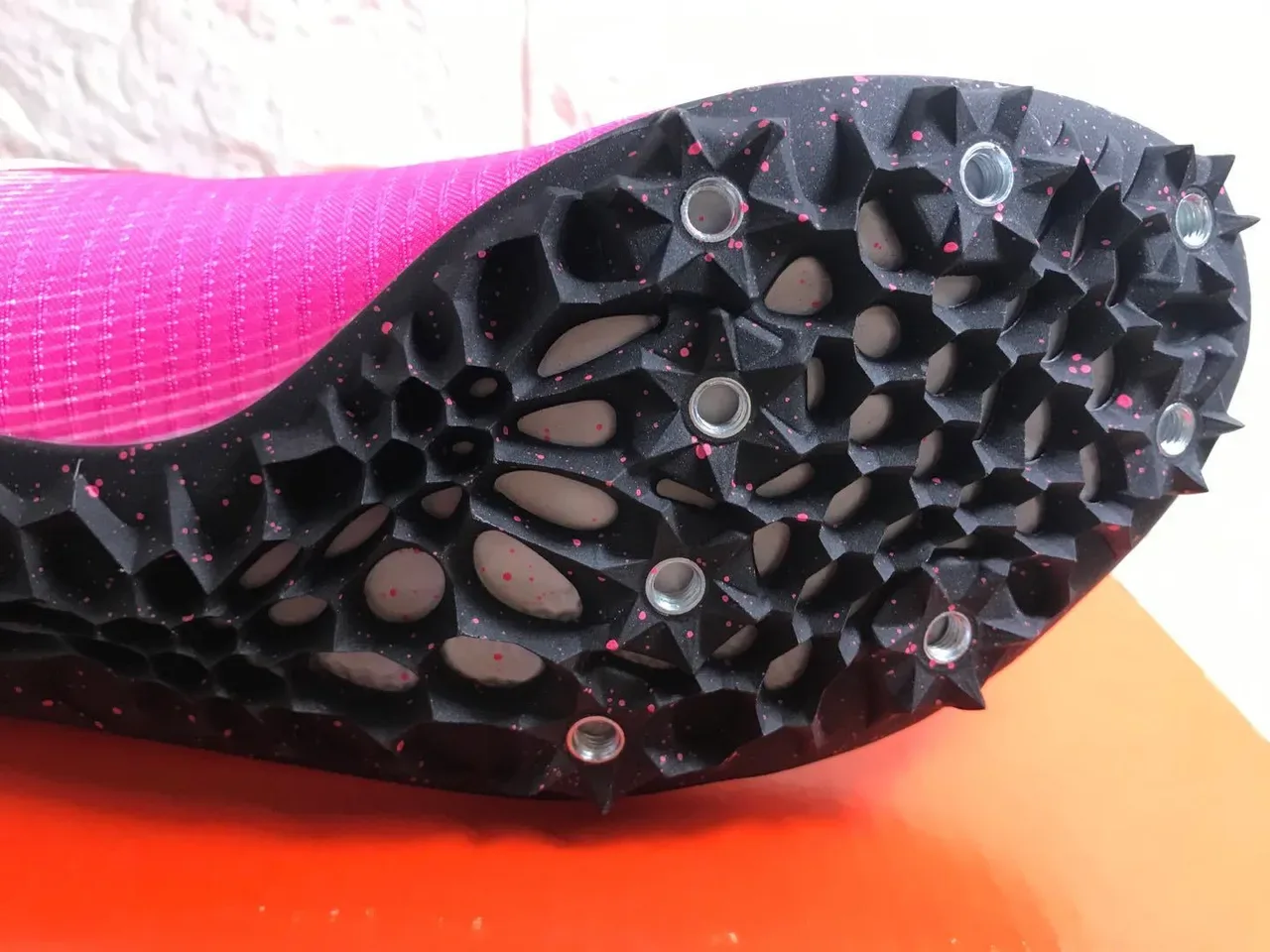 Nike Zoom Victory Spike de piste Chaussures de course blanches roses noires 8