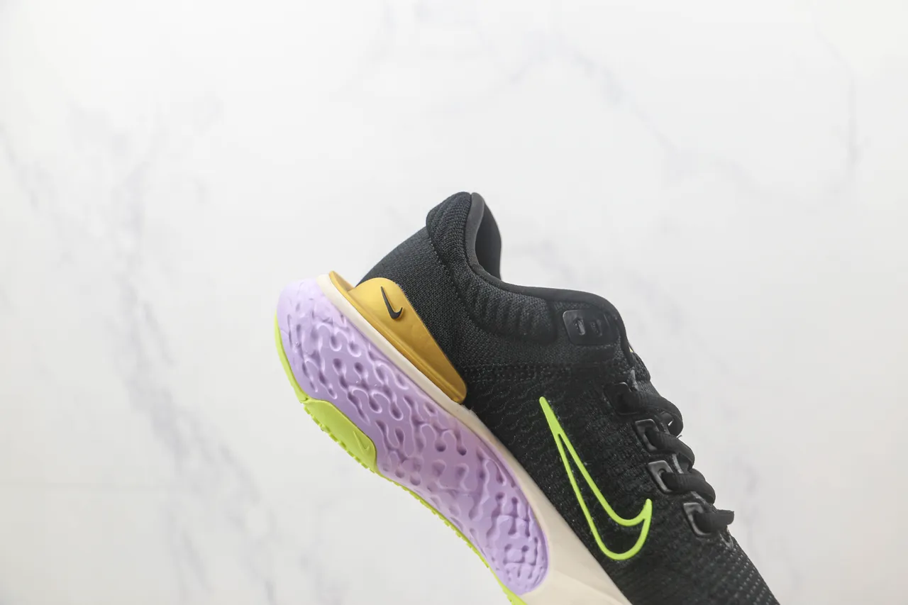Nike ZoomX Invincible Run Black Purple Engineered Knit Upper Sculpted Lavender Midsole Running Shoes 5